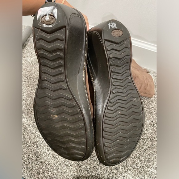 UGG Hartley brown suede knee high boots for women, size 8 - Picture 12 of 13